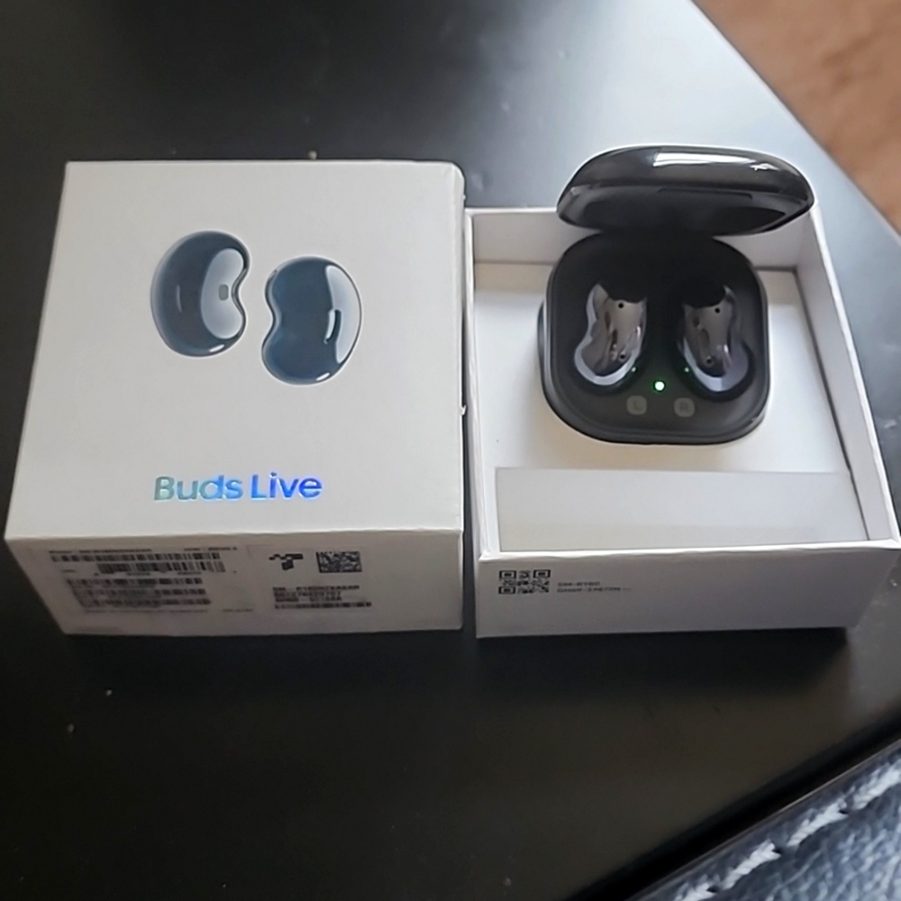 Samsung Buds live